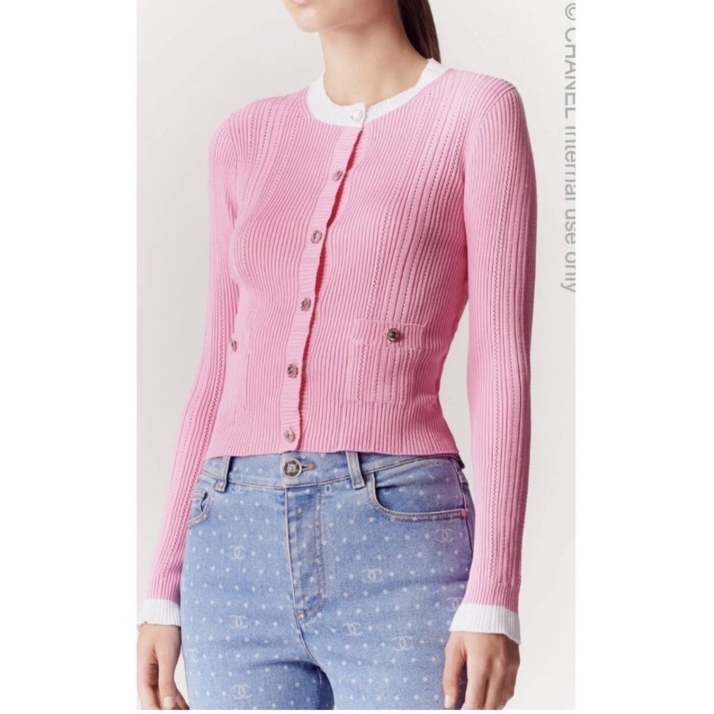 23P Chanel Pink Ribbed Knit CC Logo Button Cardigan Size 40